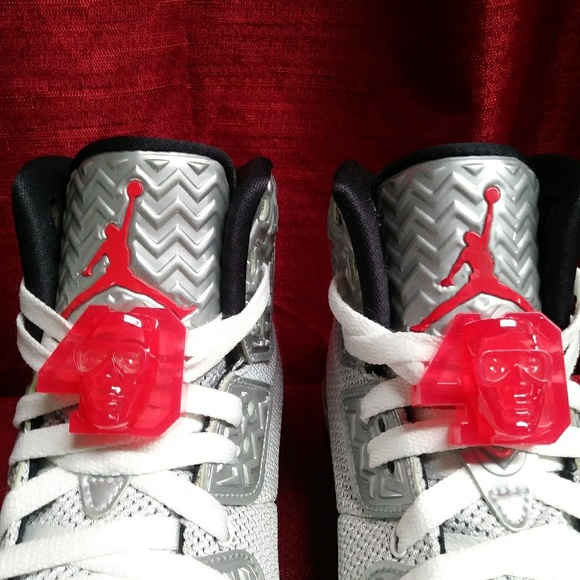 Jordan's - Picture 7 of 8